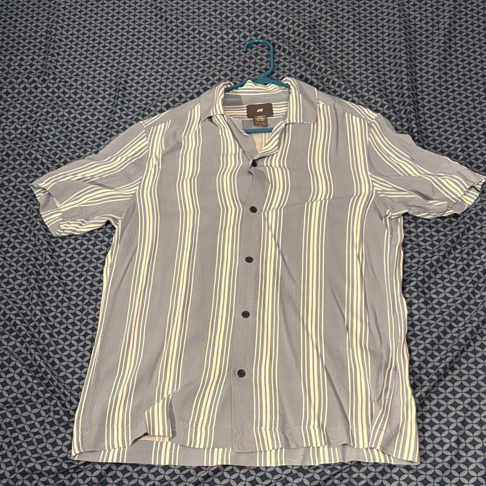 H&M Men's Striped Gray Shirt